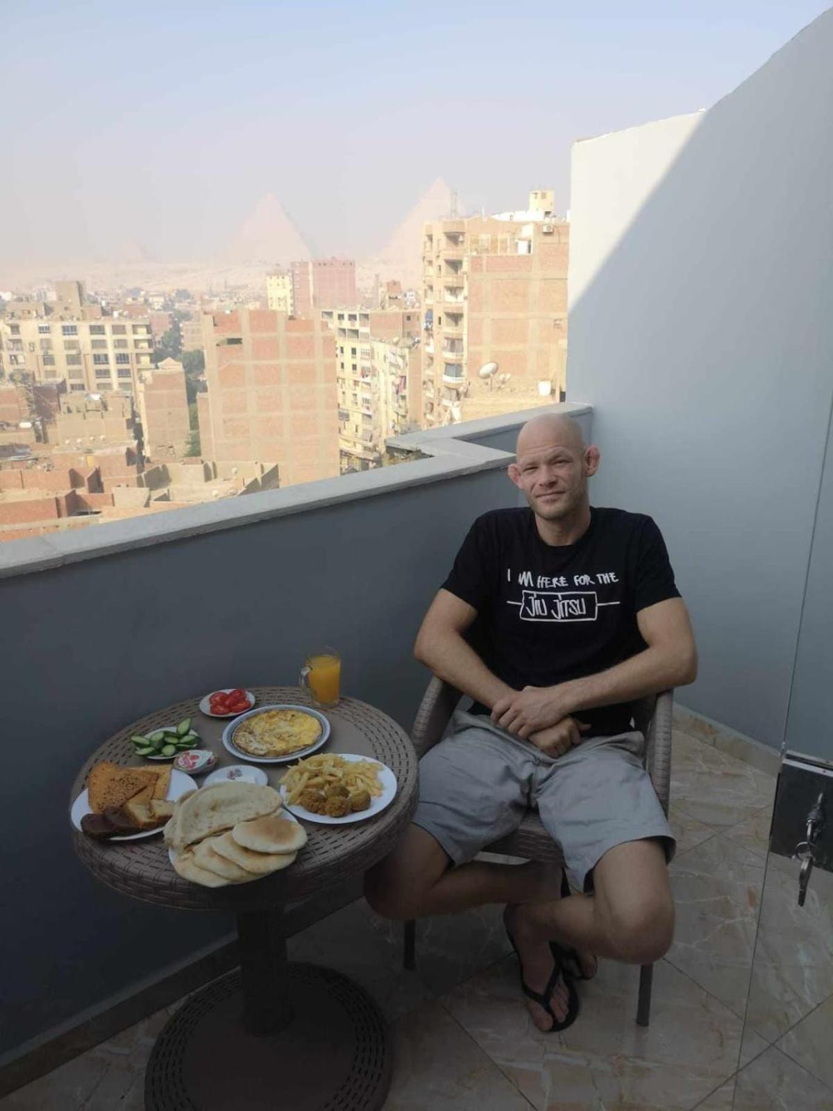 Hotel Pyramids Stone View Cairo