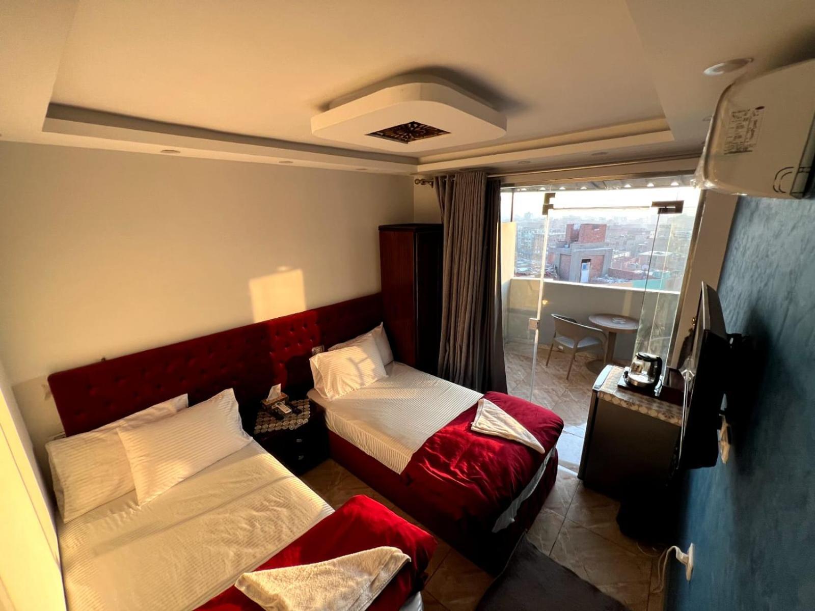 Pyramids Stone View Hotel 3*