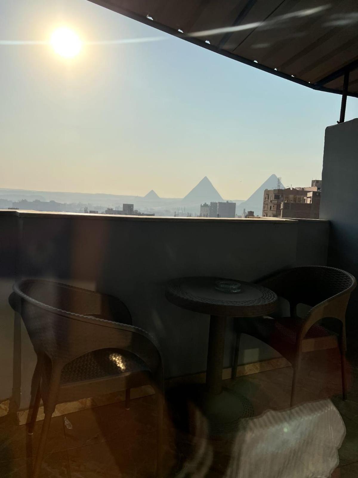 Pyramids Stone View 3*